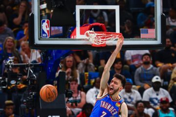 Thunder supera desvantagem de 29 pontos após lesão de Morant e abre 3 a 0 nos playoffs da NBA