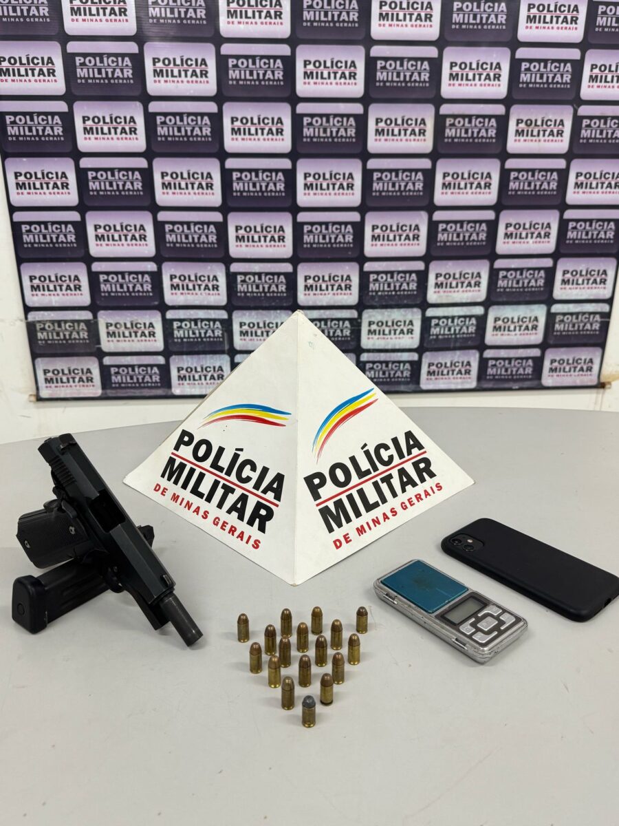 Polícia Militar prende dois homens por desobediência e porte ilegal de arma de fogo em Itabira