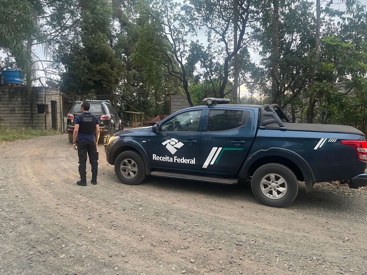 Operação 'Água Suja' cumpre mais de 20 mandados contra grupo de mineração ilegal em Minas