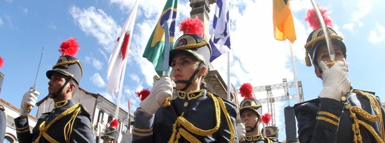 Governo de Minas homenageia personalidades e instituições com entrega da Medalha da Inconfidência em Ouro Preto Governo de Minas homenageia personalidades e instituições com entrega da Medalha da Inconfidência em Ouro Preto