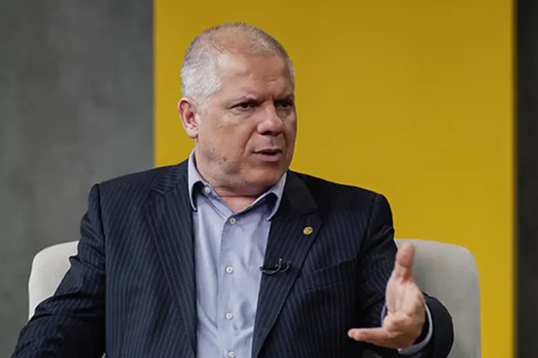Corrupção na previdência! Presidente do INSS é demitido após descoberta de fraude bilionária Corrupção na previdência! Presidente do INSS é demitido após descoberta de fraude bilionária