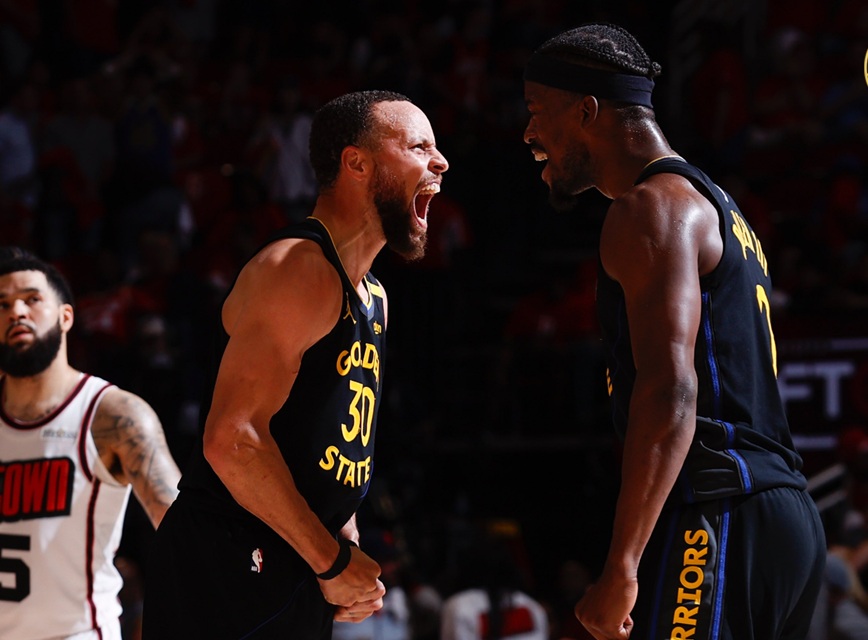 Warriors superam Rockets nos playoffs e Pacers abrem semi com vitória sobre Cavaliers na NBA