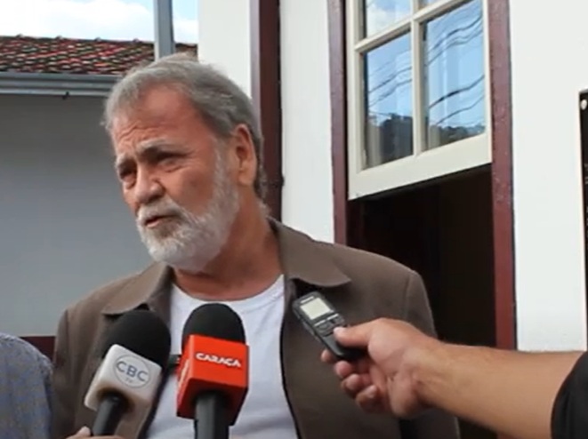 Durval Ângelo destaca importância da cultura e defende uso da CFEM para diversificação econômica em visita a Ipoema