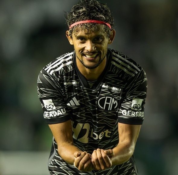 Atlético faz bom 1º tempo, vence o Juventude e deixa a zona de rebaixamento do Brasileiro