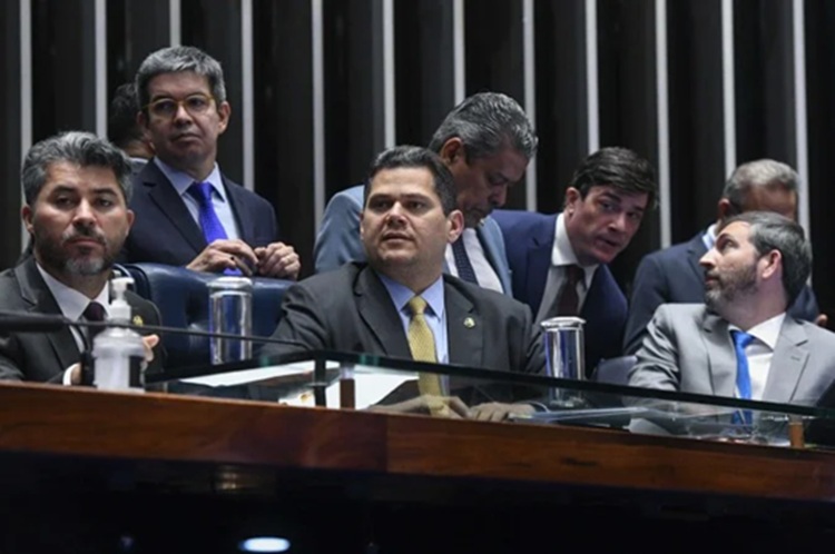 Senado aprova novo marco do licenciamento ambiental sob críticas de retrocesso na legislação