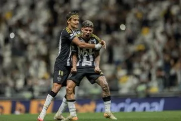 Rubens acorda Atlético “pecho frío” e conduz virada épica na Arena MRV