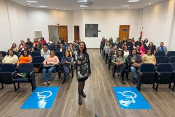 Instituto Actus promove palestra com Amanda Teixeira sobre educação inclusiva em Itabira