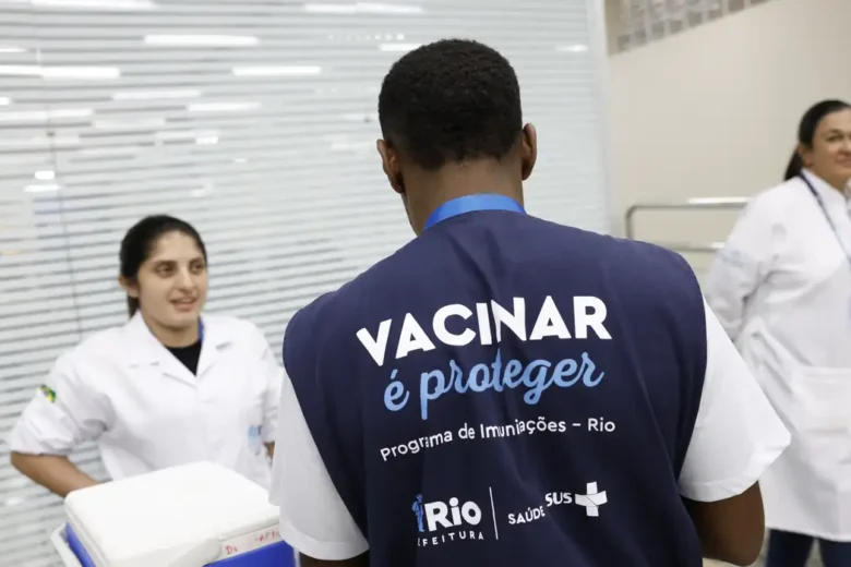 Brasil inclui usuários de PrEP no calendário vacinal contra hepatite A; meta é imunizar 80% do grupo
