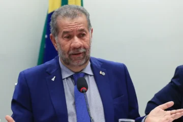 Lupi cai na 11ª troca ministerial de Lula após crise no INSS e pressão por demissão