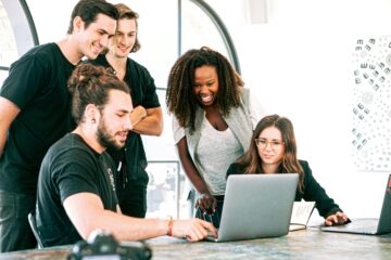 O papel das startups no desenvolvimento econômico na região