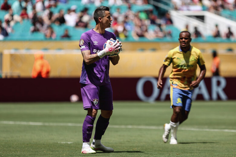 Fluminense joga pior que o Mamelodi, mas empata e avança no sufoco às oitavas do Mundial