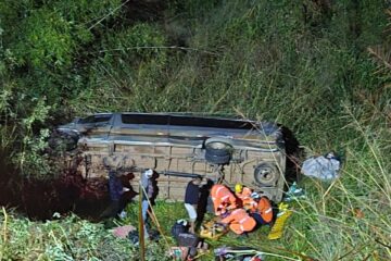 BR-381: Motorista dorme e tomba VAN com família, deixando feridos, em São Gonçalo do Rio Abaixo