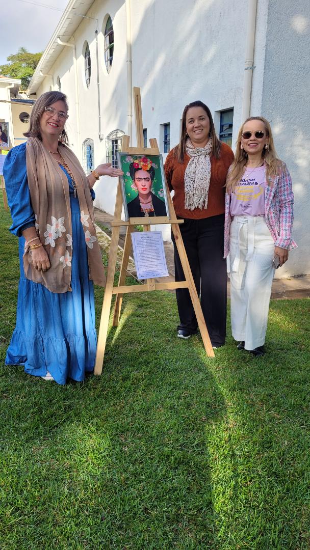 João Monlevade: Exposição “Frida em Fios” é atração de arte, dor e feminilidade em bordados no Espaço Bem Viver