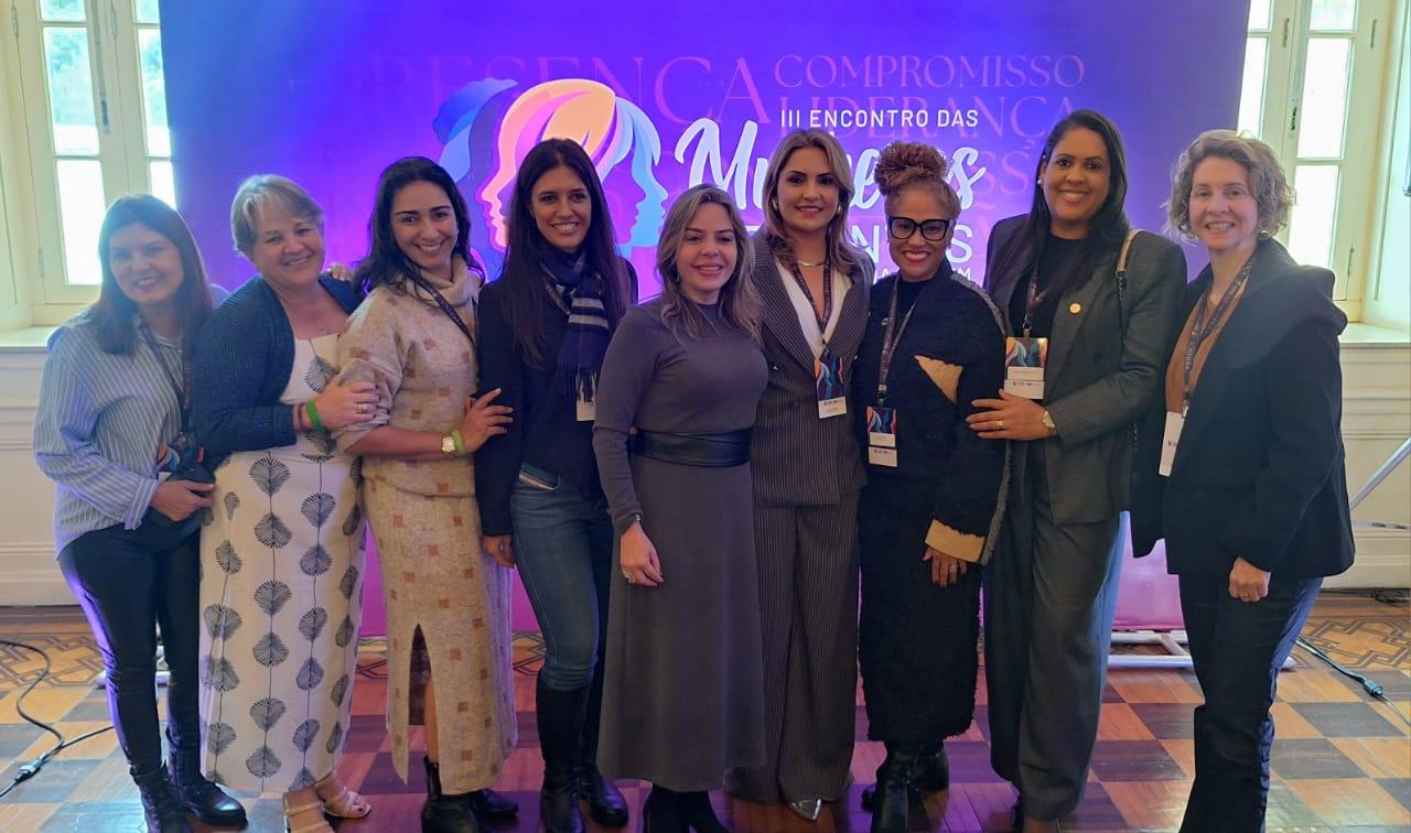 Presidente da OAB Itabira participa do III Encontro de Mulheres Dirigentes de Subseções da Ordem em Araxá