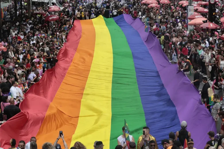Brasil adere a declaração sobre direitos da população LGBTQIA+