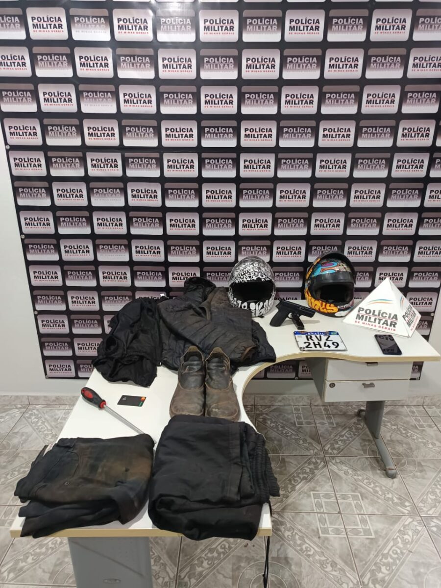 Polícia Militar prende autores de roubo e receptação e recupera motocicleta em São Domingos do Prata