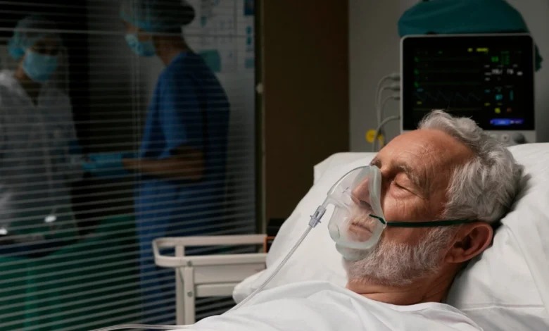 Casos de síndrome respiratória em idosos e crianças continuam em alta