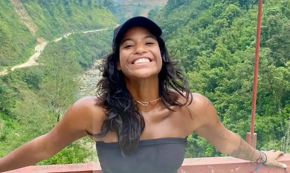 Juliana Marins morreu de hemorragia, conclui autópsia na Indonésia