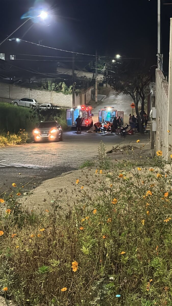 Três pessoas se ferem em choque de motos, em João Monlevade
