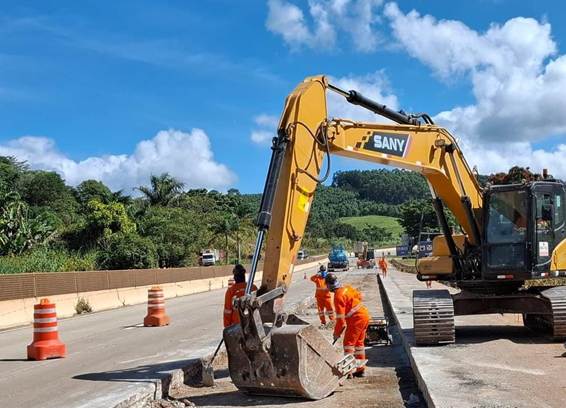 BR-381 tem obras em 11 municípios nesta terça-feira; confira o cronograma completo