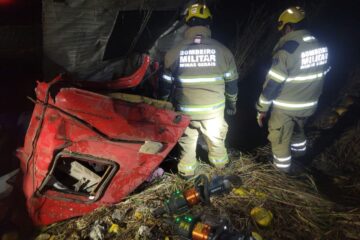 Motorista morre em capotamento de caminhão na BR-251, em Francisco Sá