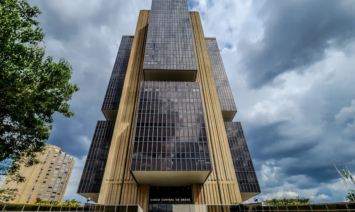 Polícia Federal investigará ataque hacker a empresa que atende bancos