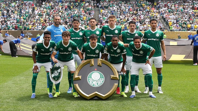 Com novidade no time titular, Palmeiras enfrenta Chelsea hoje na Copa do Mundo de Clubes