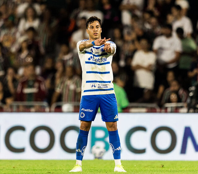 Kaio Jorge completa um ano de estreia no Cruzeiro com artilharia do Brasileirão