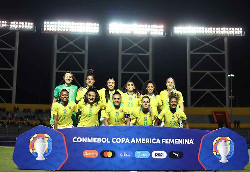 Brasil goleia Paraguai e se classifica para a semifinal da Copa América Feminina