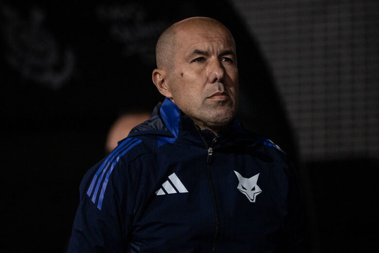 Cruzeiro e Santos se enfrentam no Mineirão hoje, às 18:30, partida será transmitida na Rádio Caraça