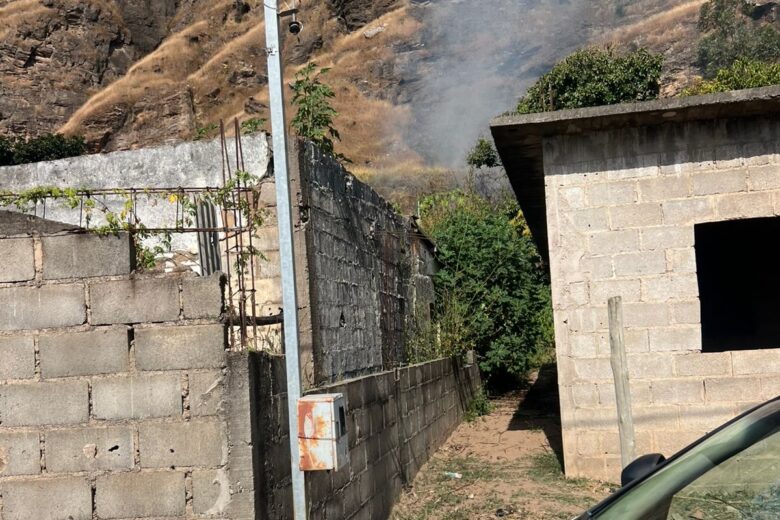 PM prende autora de incêndio em vegetação, em Monlevade