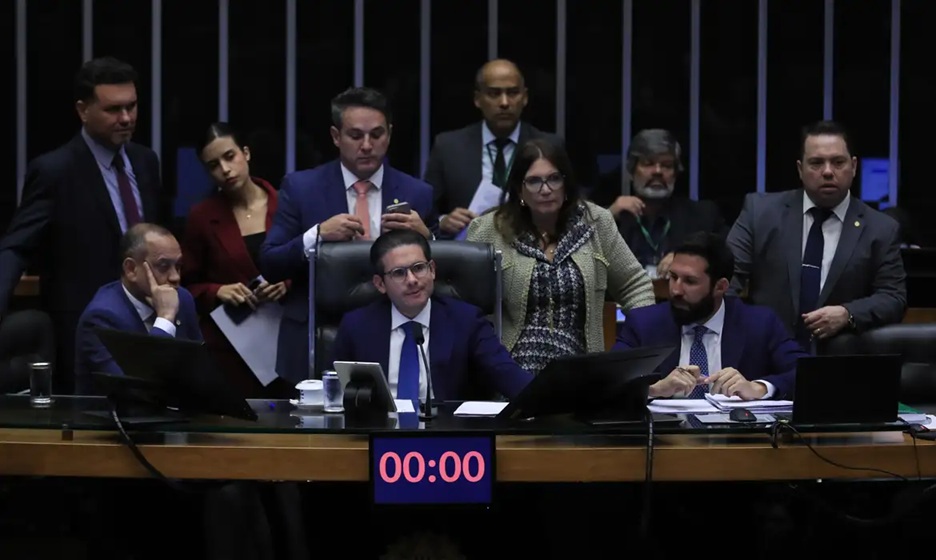Câmara aprova projeto de lei que simplifica regras para licenciamento ambiental