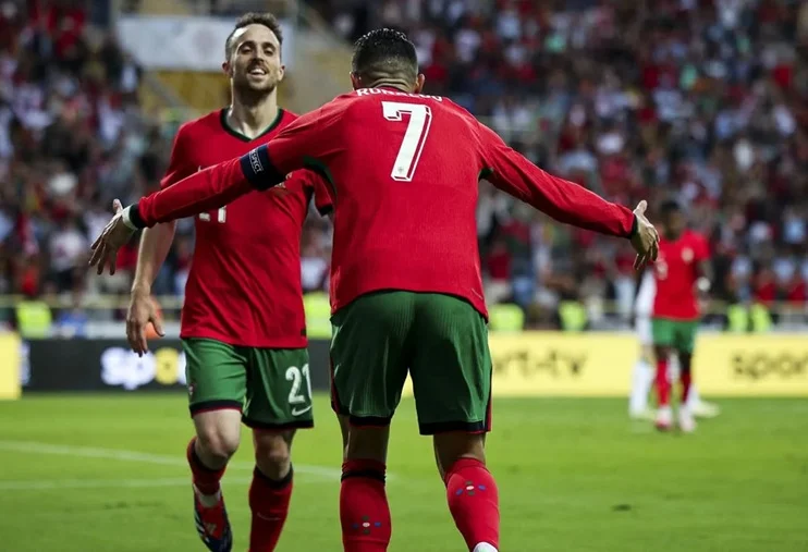 Cristiano Ronaldo se diz chocado com morte de Diogo Jota: ‘Não faz sentido’