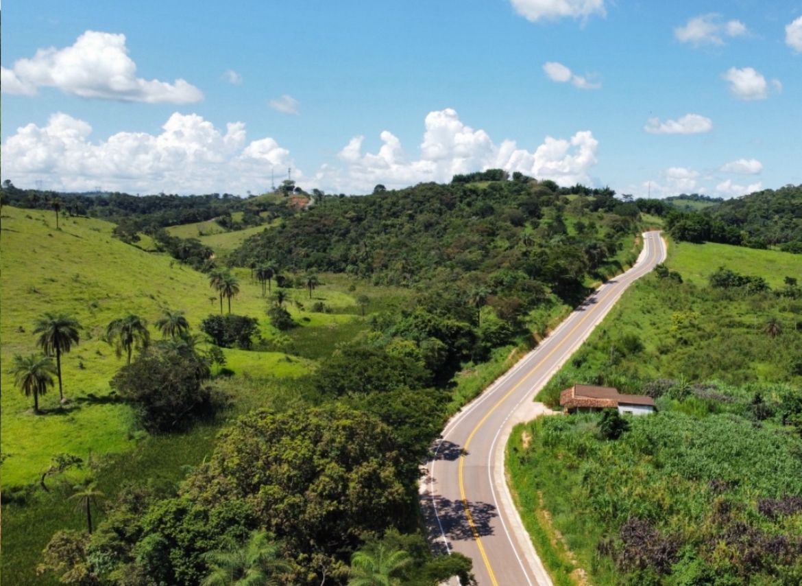 Primeira etapa de pavimentação da estrada de Carmo à Ipoema entra em fase final e obras podem ser finalizadas em setembro