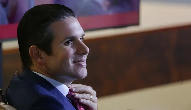 Hugo Motta contratou quatro parentes de funcionária fantasma; família recebeu R$ 2,8 milhões em salários na Câmara