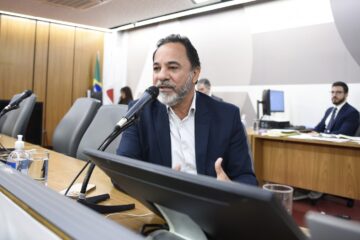 Prefeito de Itabira defende agregação de valor ao minério em debate na ALMG
