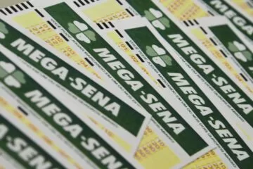 Mega-Sena: prêmio acumula para R$ 13,5 milhões após nenhum apostador acertar as seis dezenas