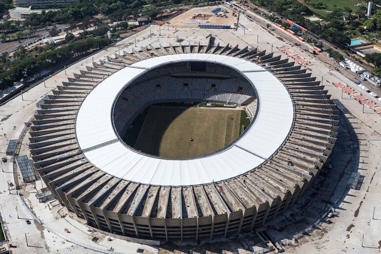ALMG aprova volta da “geral” no Mineirão; vistoria destaca desafios no gramado do estádio