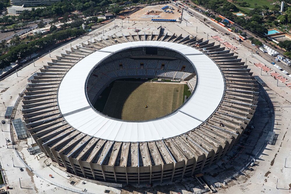 ALMG aprova volta da "geral" no Mineirão; vistoria destaca desafios no gramado do estádio