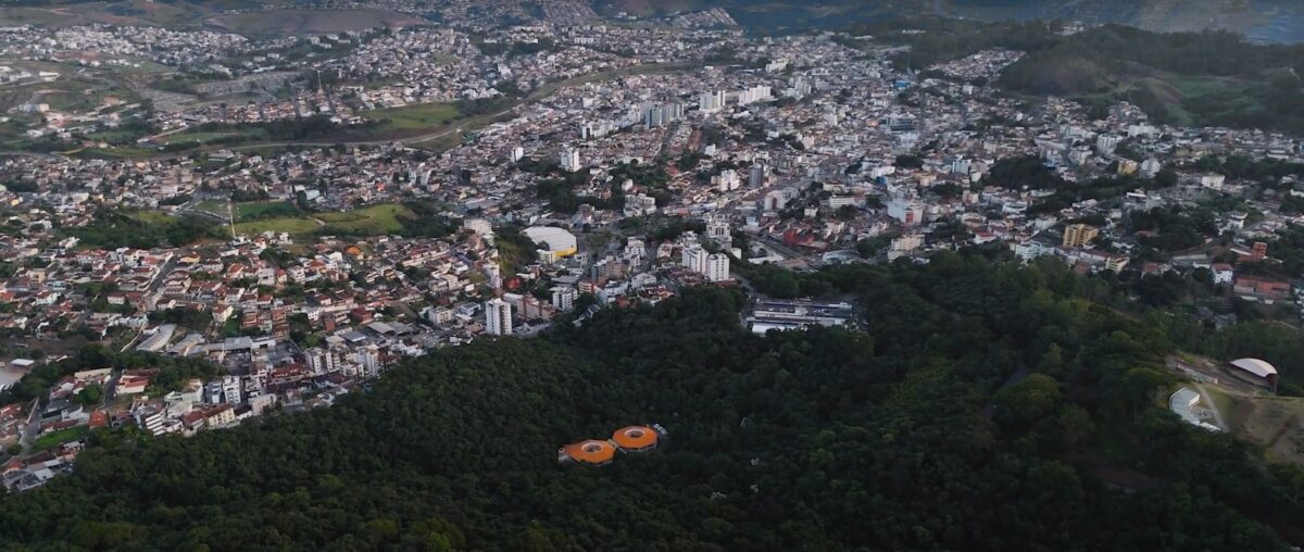 Mata do intelecto, vista aerea de Itabira