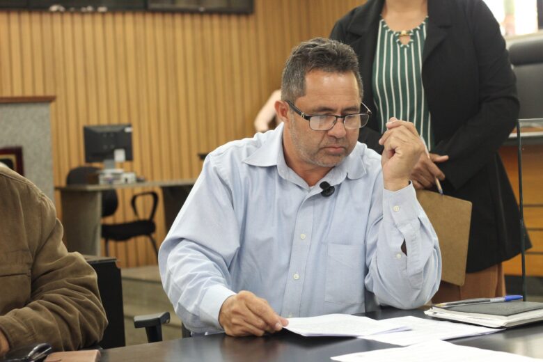 Vereador de Itabira propõe lei para proibir shows com “conteúdo inadequado” financiados com dinheiro público