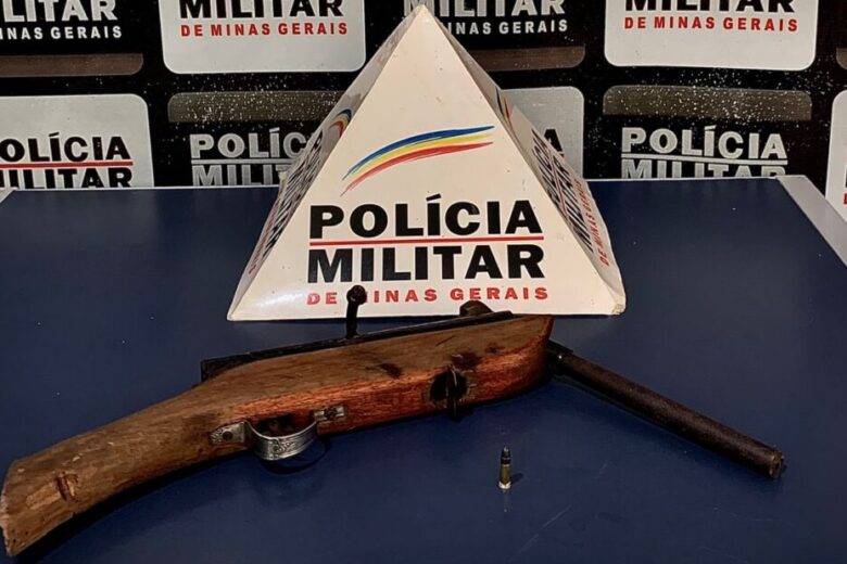 Polícia Militar prende homem por porte ilegal de arma de fogo em Santa Maria de Itabira