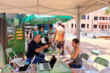 O  evento “Cemig na Praça” leva atendimento à população de João Monlevade na Praça do Povo