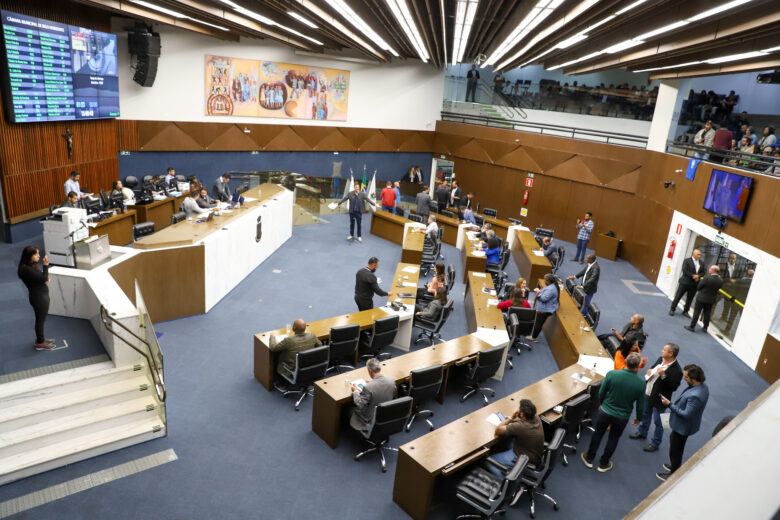 Câmara de BH declara Alexandre de Moraes “persona non grata”; decisão gera repercussão entre parlamentares