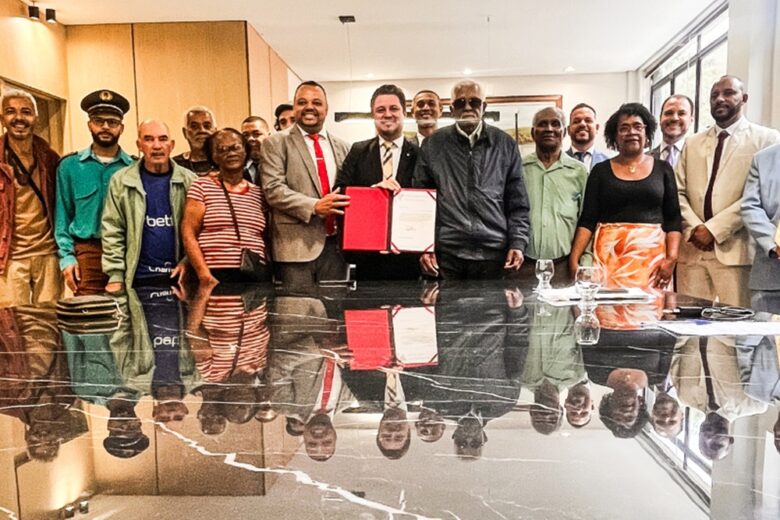 Câmara de Itabira homenageia congadeiros e avança com projeto de lei que institui Semana da Cultura Popular