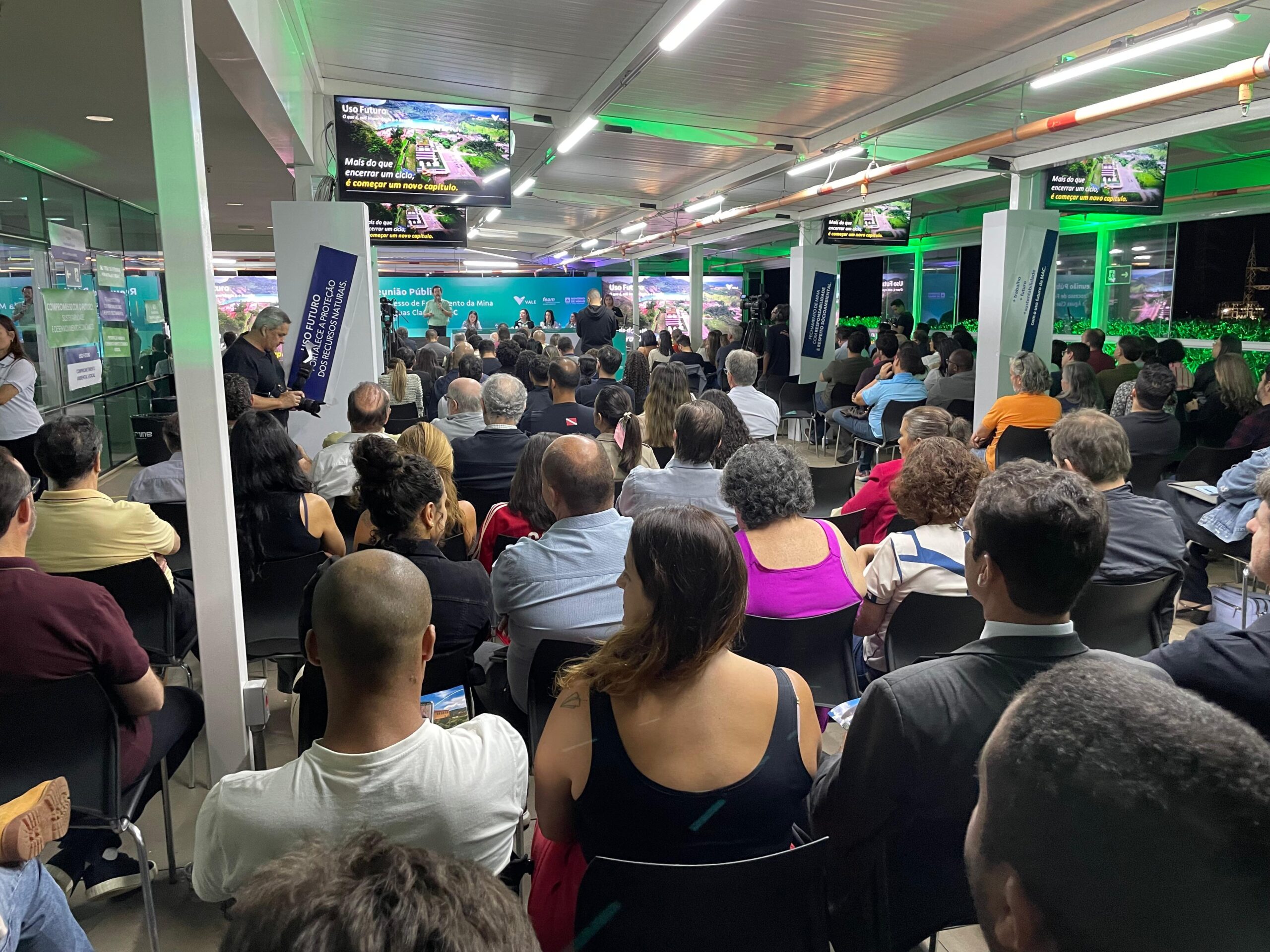 Reunião pública sobre fechamento da Mina de Águas Claras reúne mais de 300 pessoas em Nova Lima