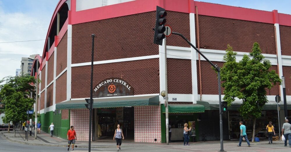 Mercado Central comemora 96 anos neste 7 de setembro com shows, bolo e festa na avenida Augusto de Lima