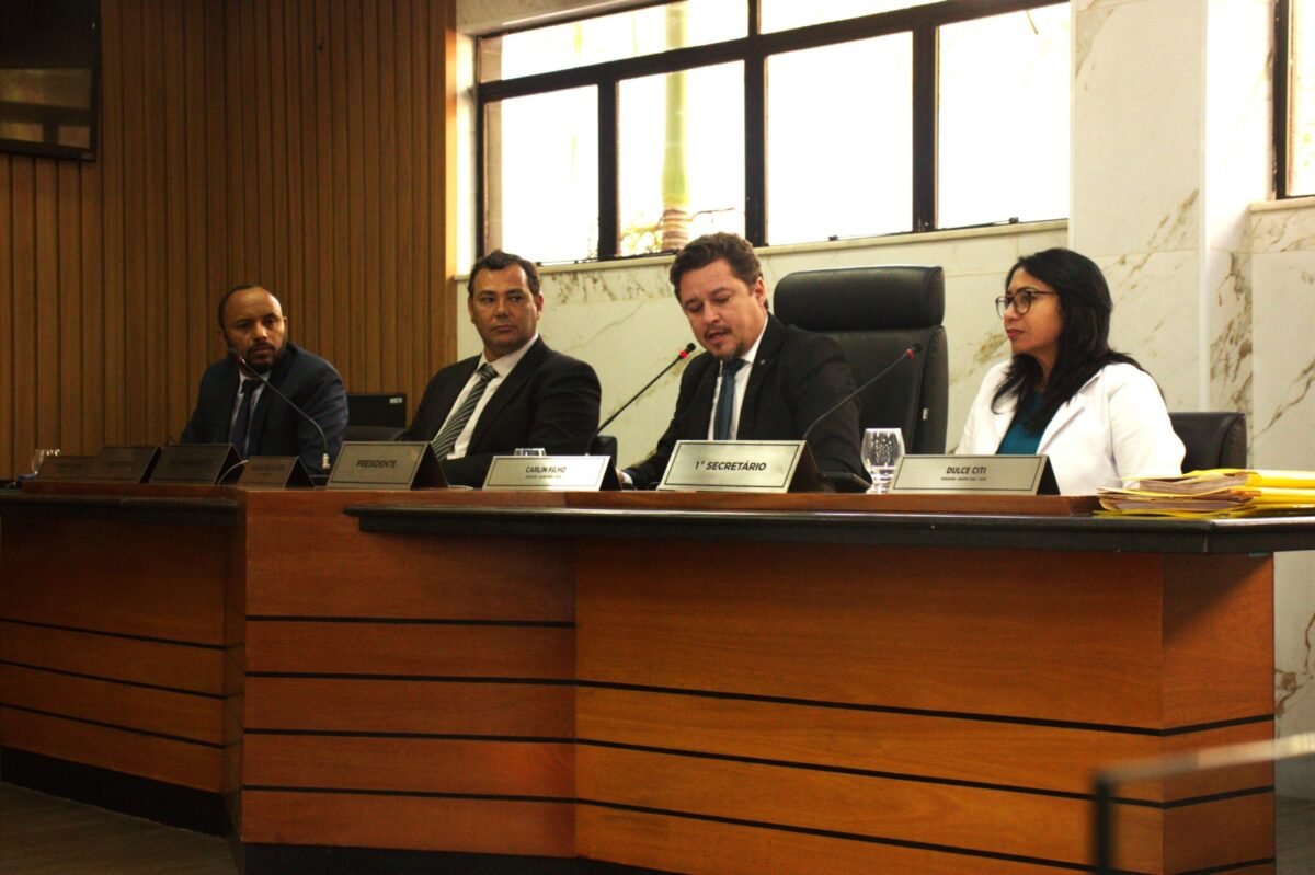 Projeto que altera cálculo do IPTU volta a ser adiado na Câmara de Itabira; entenda