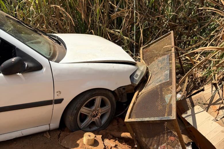 Motorista sem CNH é preso por dirigir embriagado após bater em lixeira em Rio Piracicaba