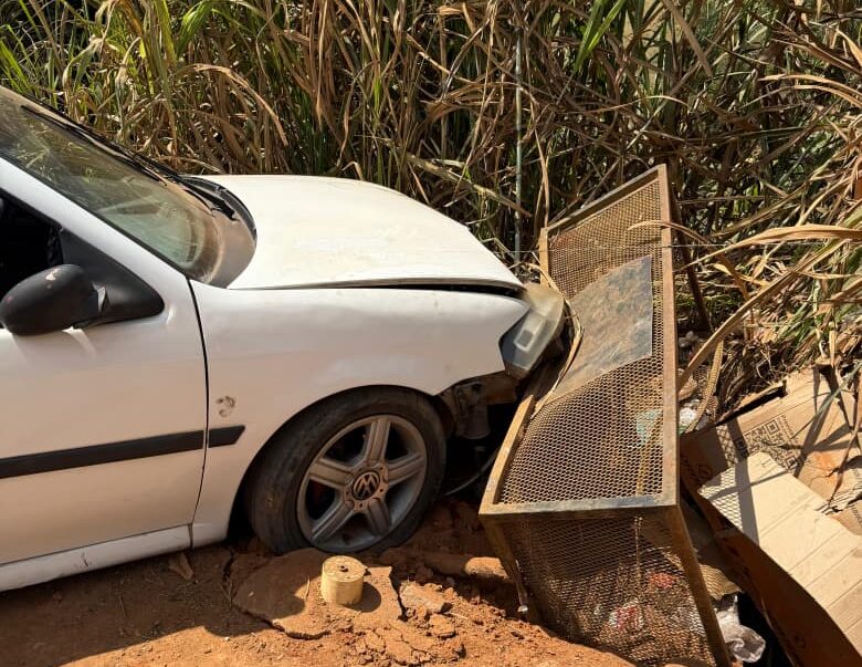 Motorista sem CNH é preso por dirigir embriagado após bater em lixeira em Rio Piracicaba